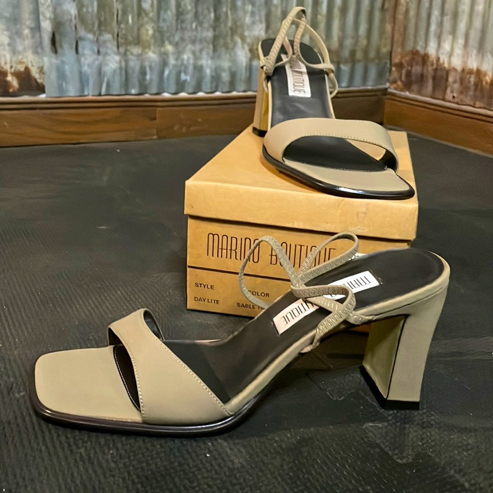 Marino Boutique heeled sandals with elastic